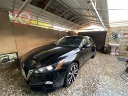 نيسان ألتيما